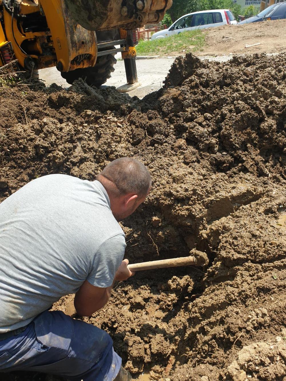 Služba za održavanje vodovodne mreže i objekata:  RADOVI NA VODOVODNOJ MREŽI