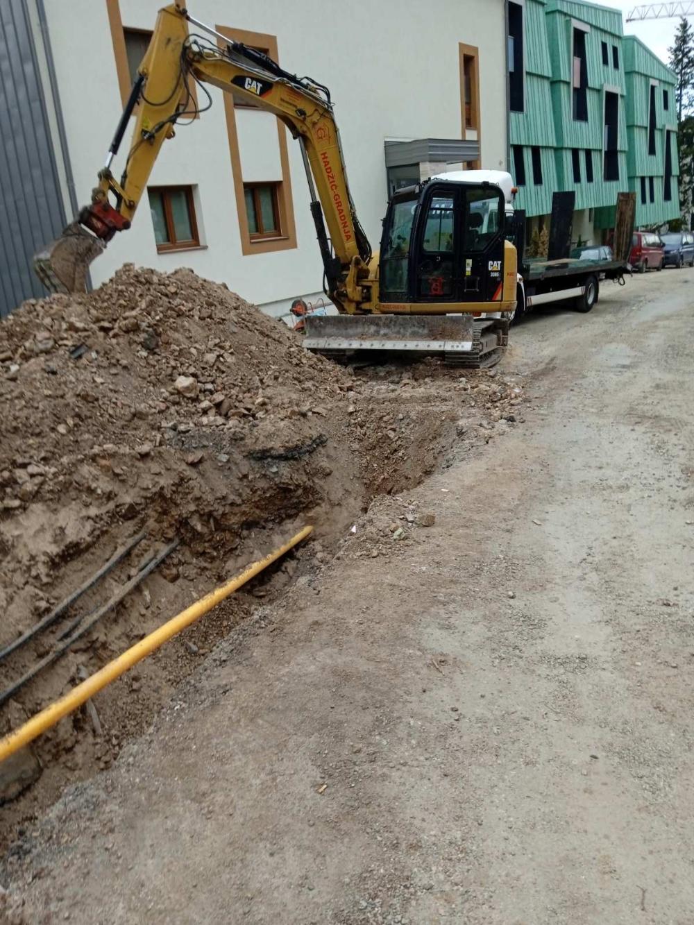 Služba održavanja kanalizacione mreže i objekata: RADOVI NA KANALIZACIONOJ MREŽI