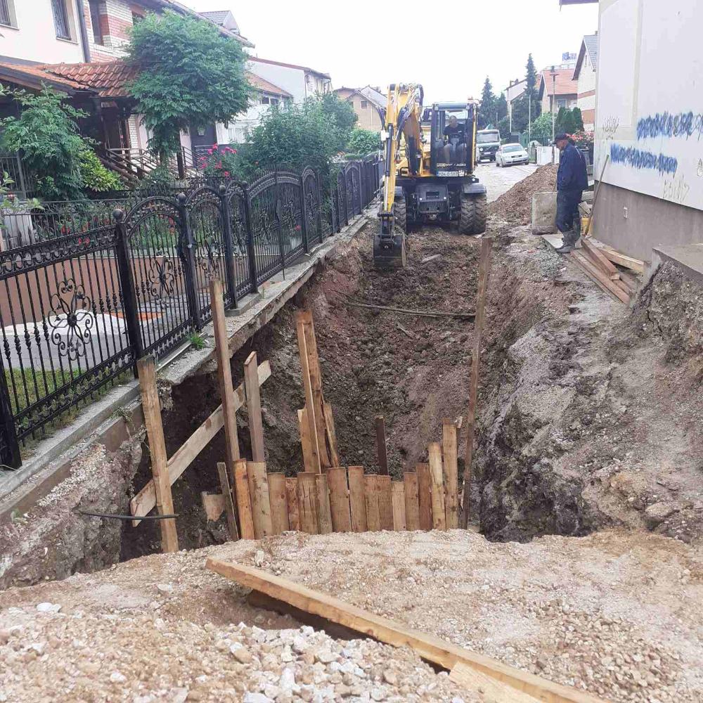 Služba održavanja kanalizacione mreže i objekata: RADOVI NA KANALIZACIONOJ MREŽI