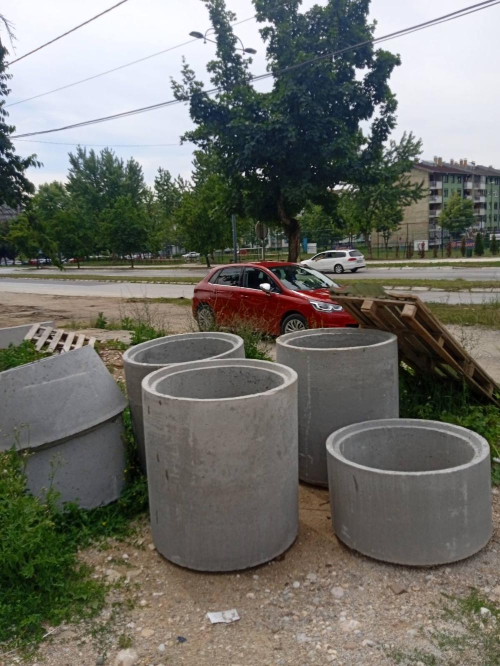 Služba održavanja kanalizacione mreže i objekata: RADOVI NA KANALIZACIONOJ MREŽI