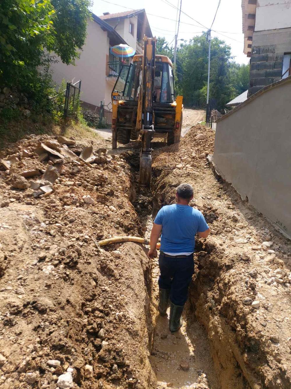 Služba održavanja kanalizacione mreže i objekata: RADOVI NA KANALIZACIONOJ MREŽI