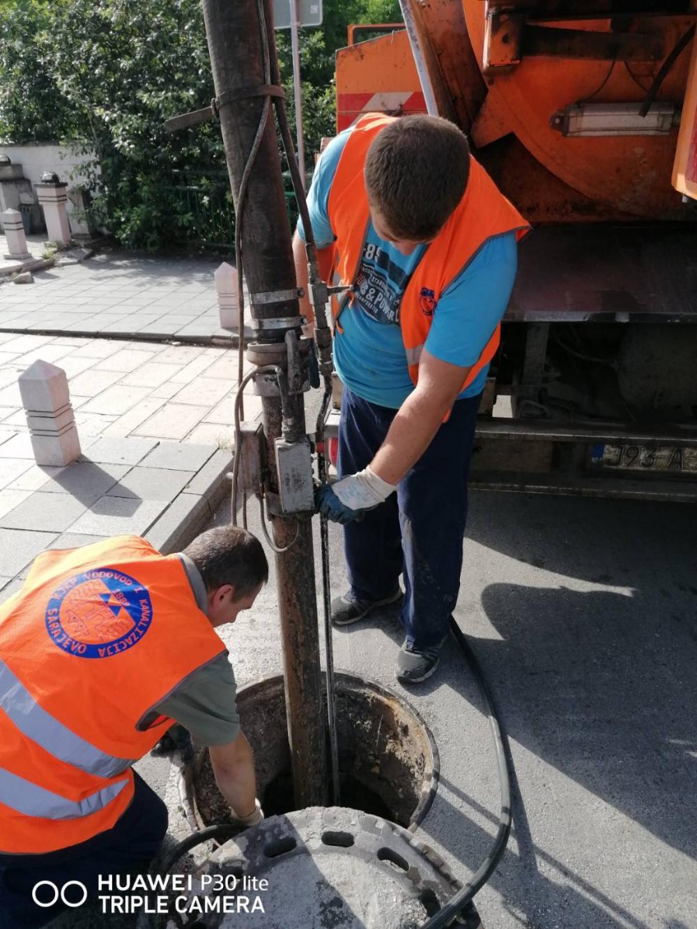 Služba održavanja kanalizacione mreže i objekata: RADOVI NA KANALIZACIONOJ MREŽI