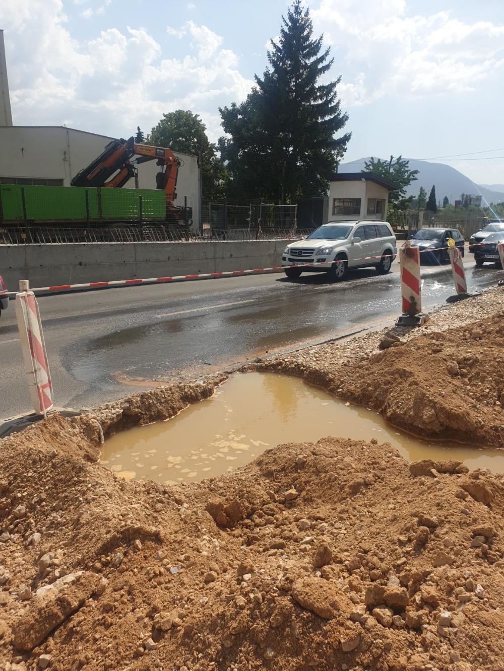 Služba za održavanje vodovodne mreže i objekata:  RADOVI NA VODOVODNOJ MREŽI