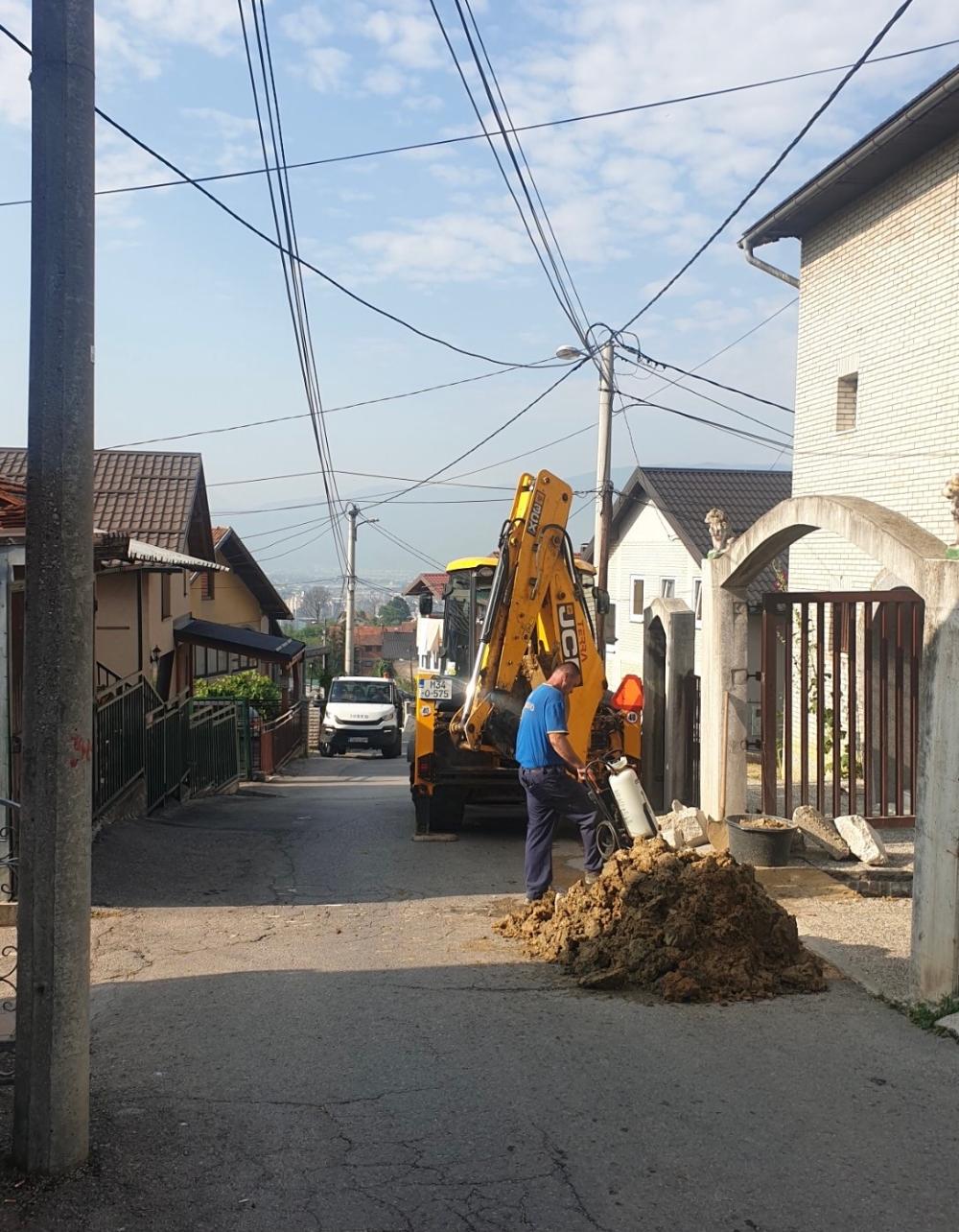 Služba za održavanje vodovodne mreže i objekata:  RADOVI NA VODOVODNOJ MREŽI