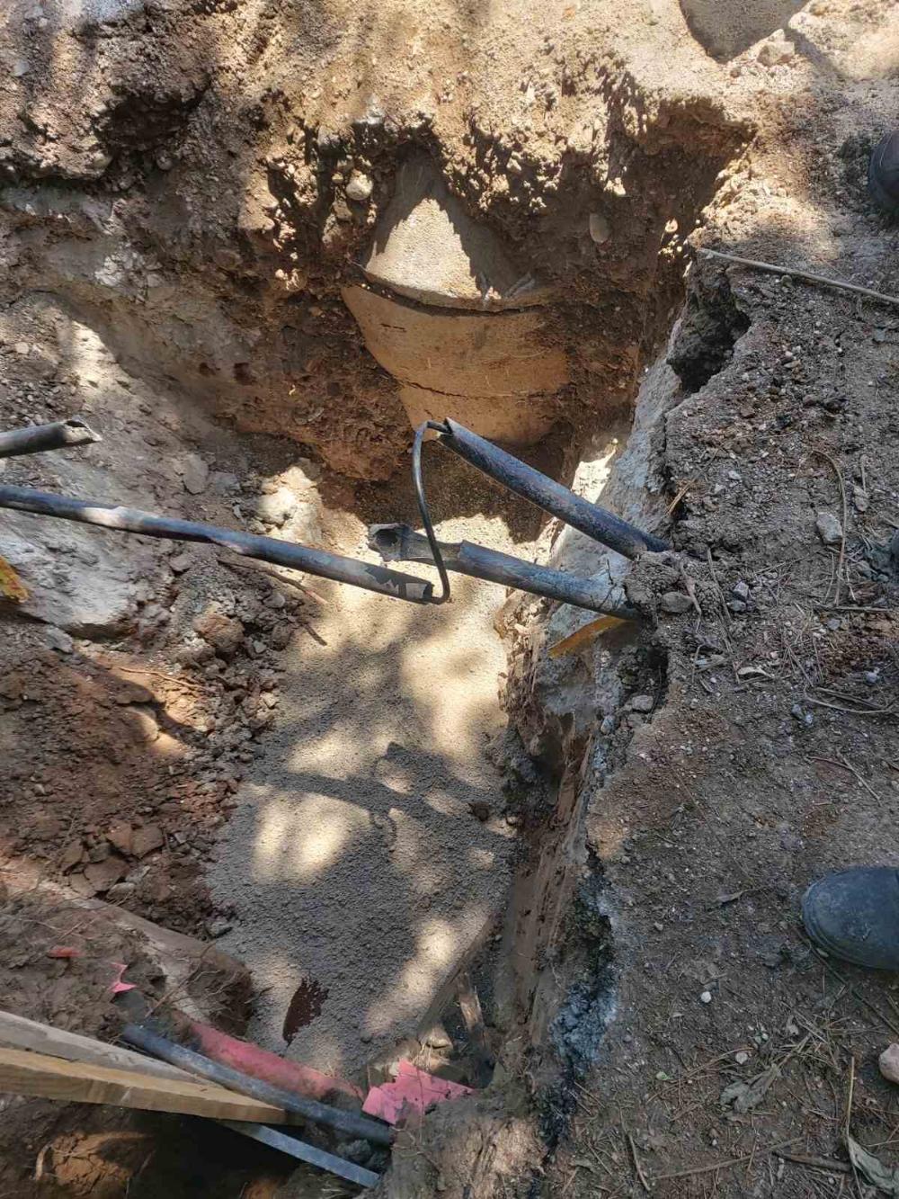 Služba održavanja kanalizacione mreže i objekata:  RADOVI NA KANALIZACIONOJ MREŽI