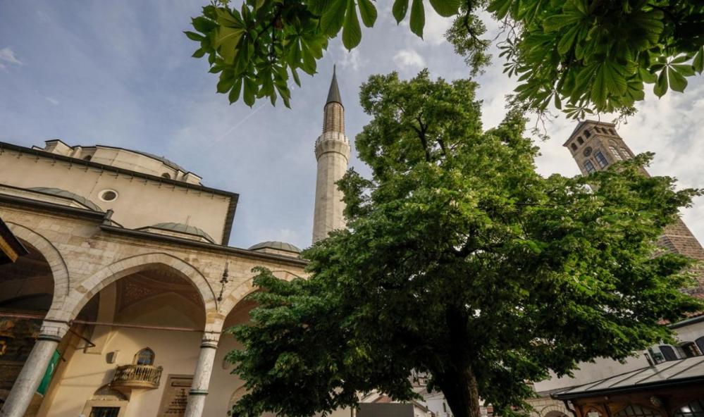 Svim pripadnicima islamske vjeroispovijesti upućujemo iskrene čestitke povodom nastupajućeg Kurban Bajrama 
