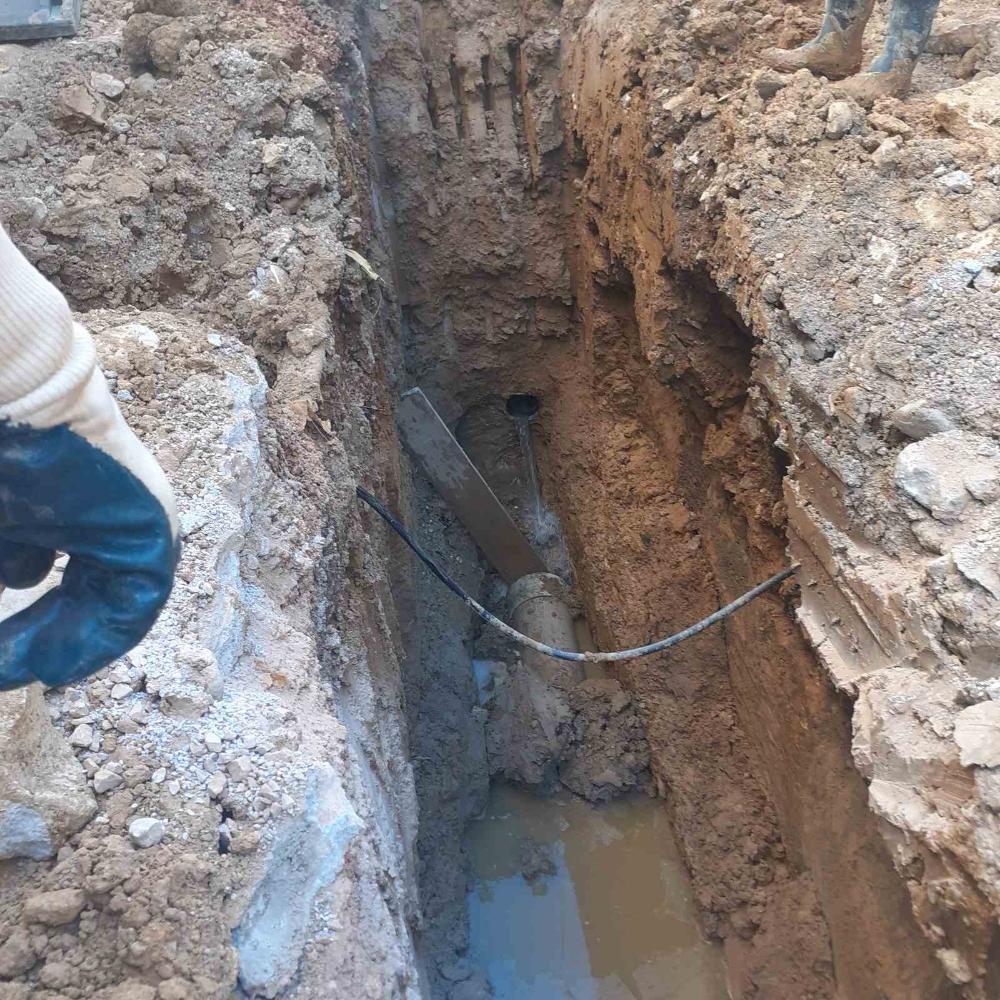 Služba održavanja kanalizacione mreže i objekata:  RADOVI NA KANALIZACIONOJ MREŽI