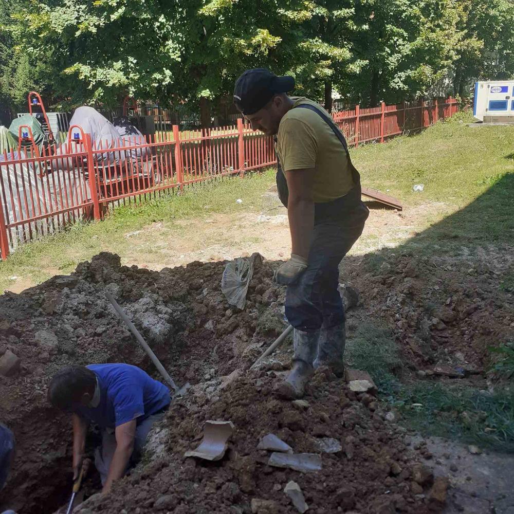 Služba održavanja kanalizacione mreže i objekata:  RADOVI NA KANALIZACIONOJ MREŽI
