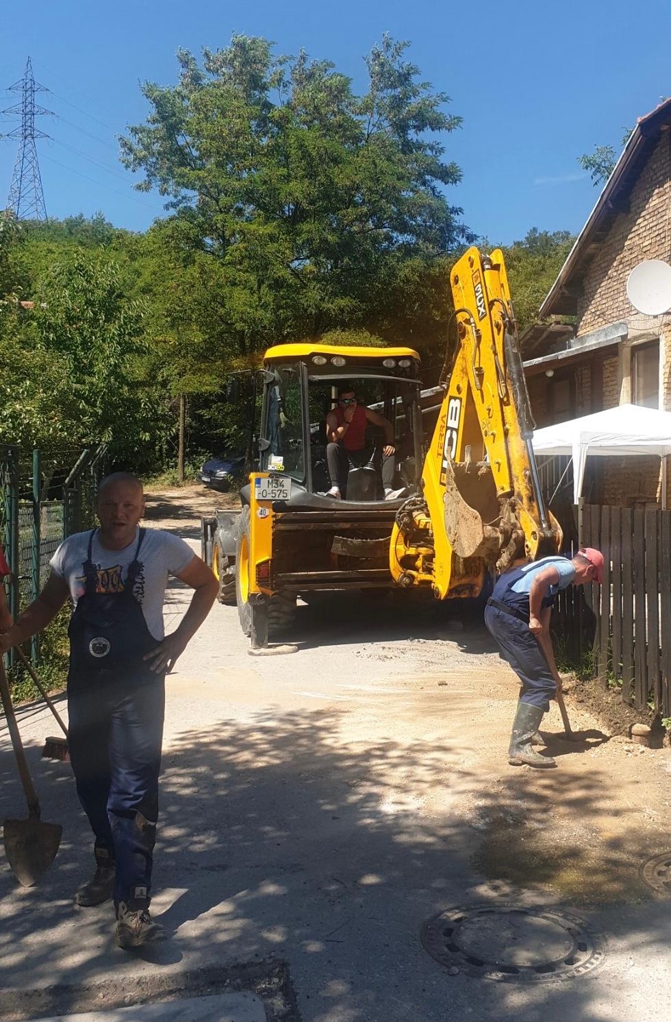 Služba za održavanje vodovodne mreže i objekata:  RADOVI NA VODOVODNOJ MREŽI
