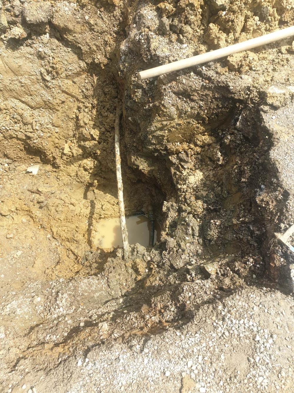 Služba za održavanje vodovodne mreže i objekata:  RADOVI NA VODOVODNOJ MREŽI