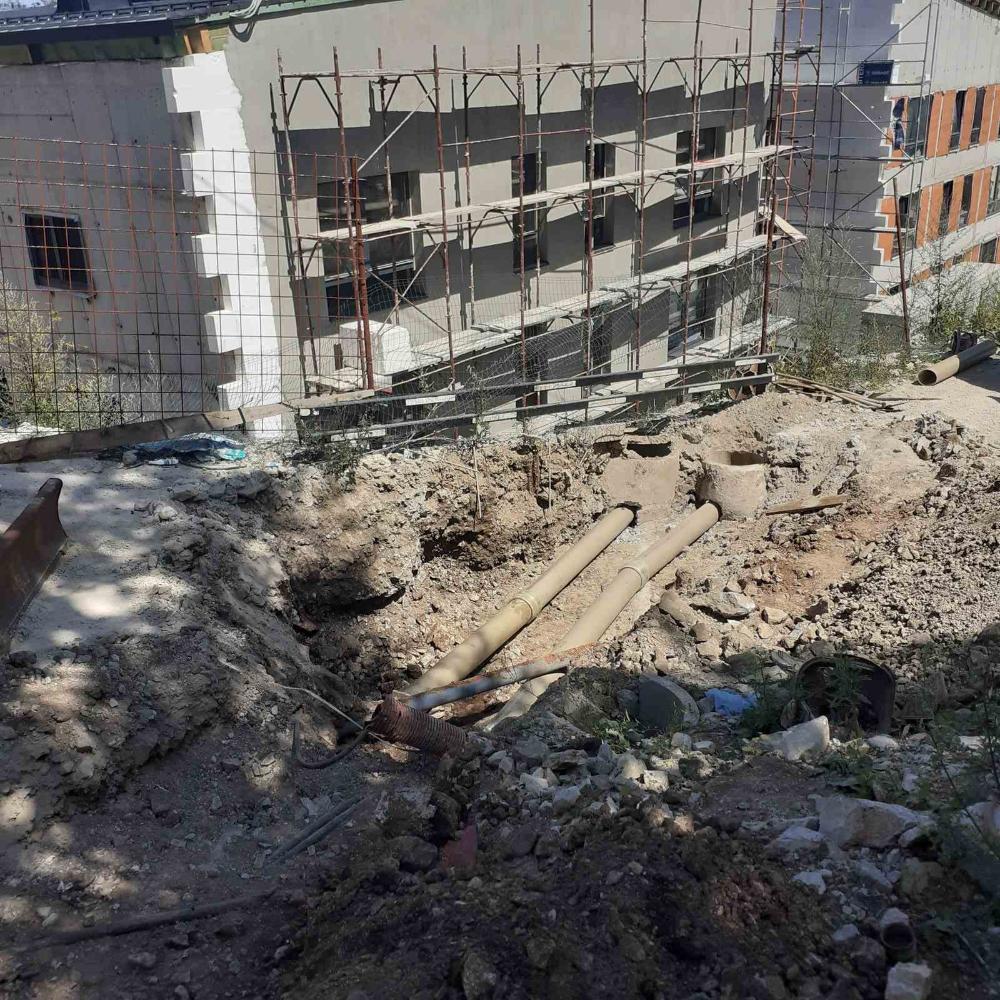 Služba održavanja kanalizacione mreže i objekata:  RADOVI NA KANALIZACIONOJ MREŽI
