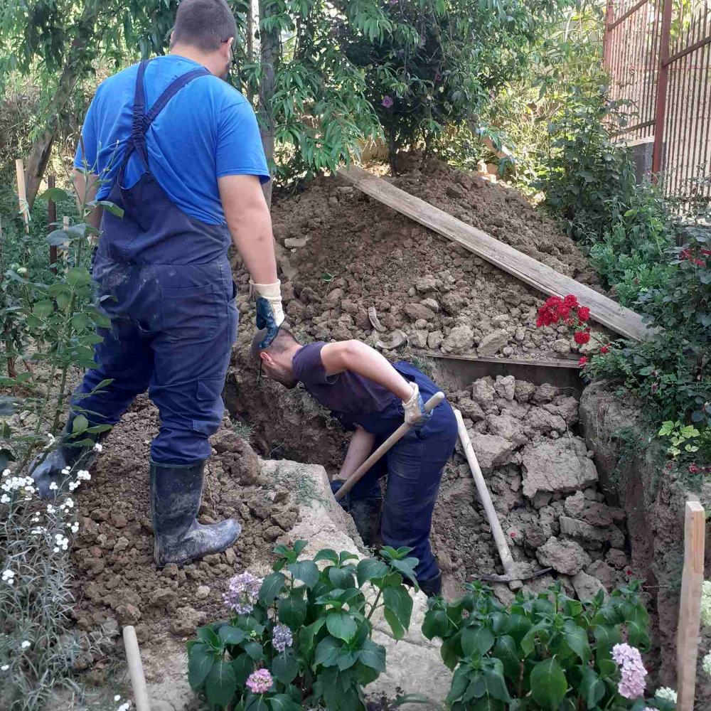 Služba održavanja kanalizacione mreže i objekata:  RADOVI NA KANALIZACIONOJ MREŽI