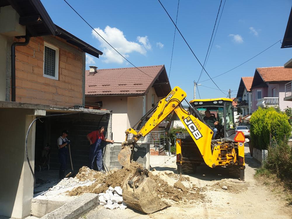 Služba za održavanje vodovodne mreže i objekata: POPRAVKE KVAROVA NA VODOVODNOJ MREŽI