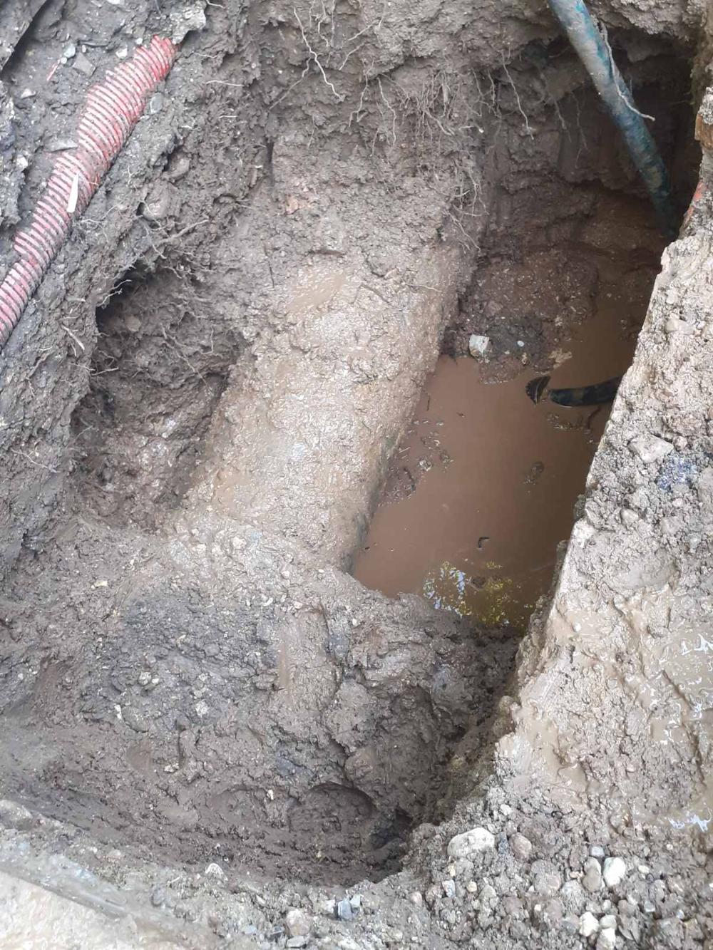Služba za održavanje vodovodne mreže i objekata: POPRAVKE KVAROVA NA VODOVODNOJ MREŽI