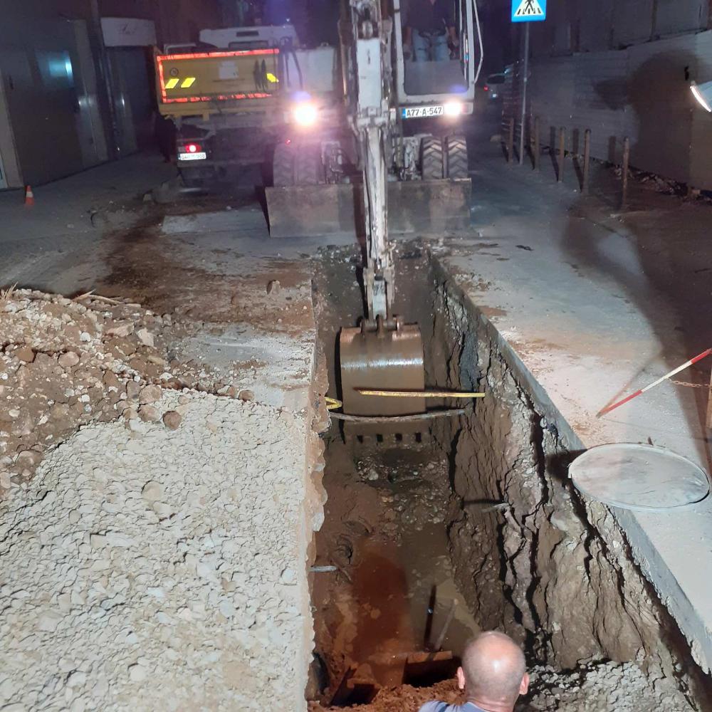 Služba održavanja kanalizacione mreže i objekata: RADOVI NA KANALIZACIONOJ MREŽI