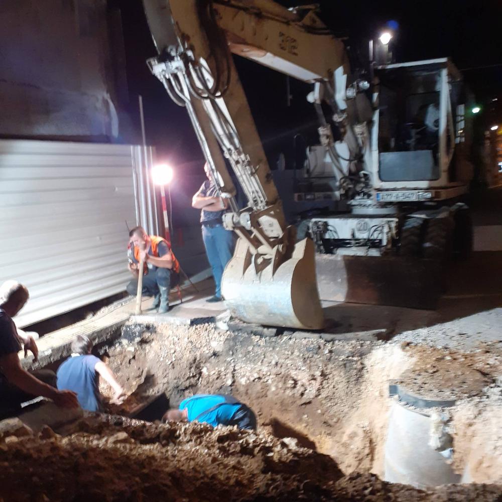 Služba održavanja kanalizacione mreže i objekata: RADOVI NA KANALIZACIONOJ MREŽI