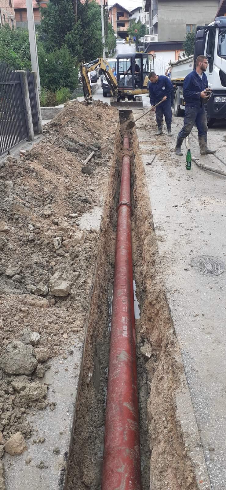 Služba održavanja kanalizacione mreže i objekata: RADOVI NA KANALIZACIONOJ MREŽI