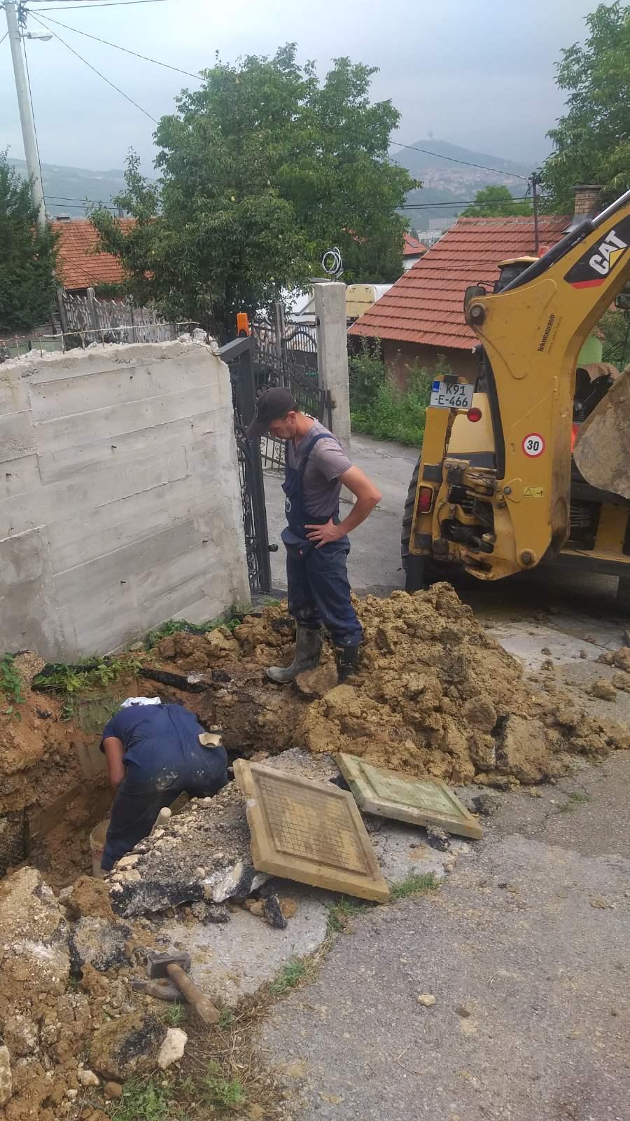 Služba za održavanje vodovodne mreže i objekata: POPRAVKE KVAROVA NA VODOVODNOJ MREŽI