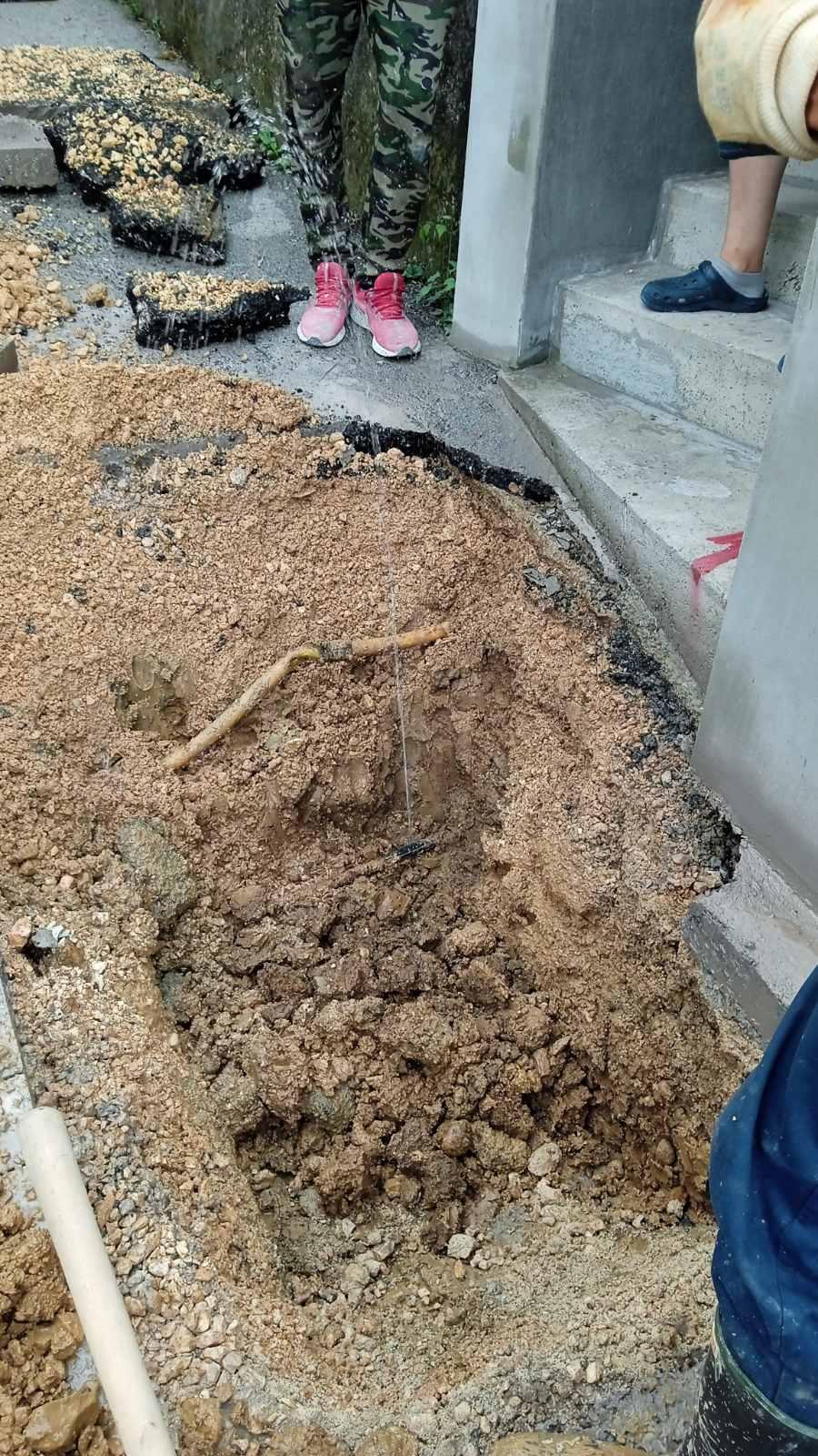 Služba za održavanje vodovodne mreže i objekata: POPRAVKE KVAROVA NA VODOVODNOJ MREŽI