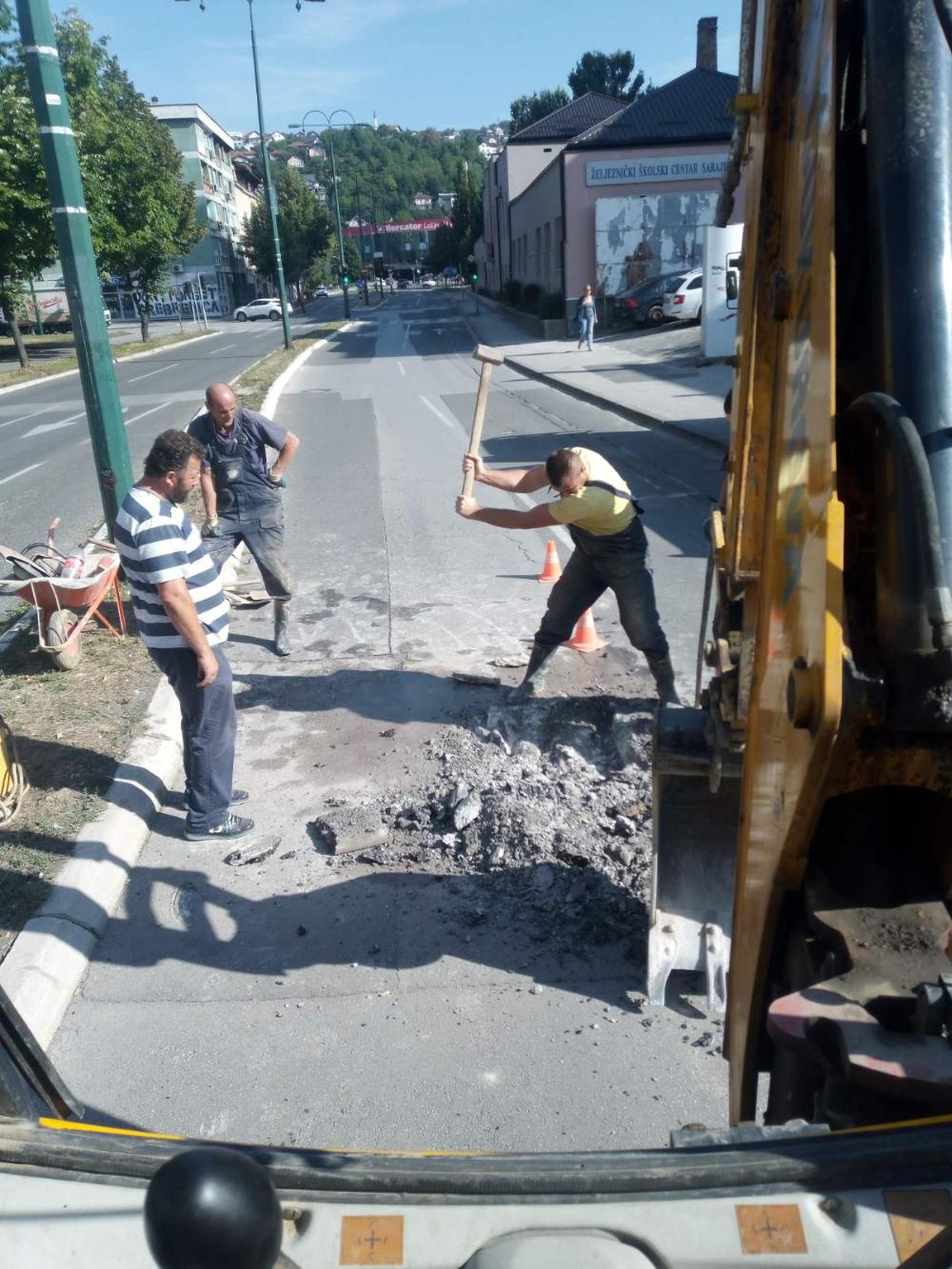 Služba održavanja kanalizacione mreže i objekata: RADOVI NA KANALIZACIONOJ MREŽI