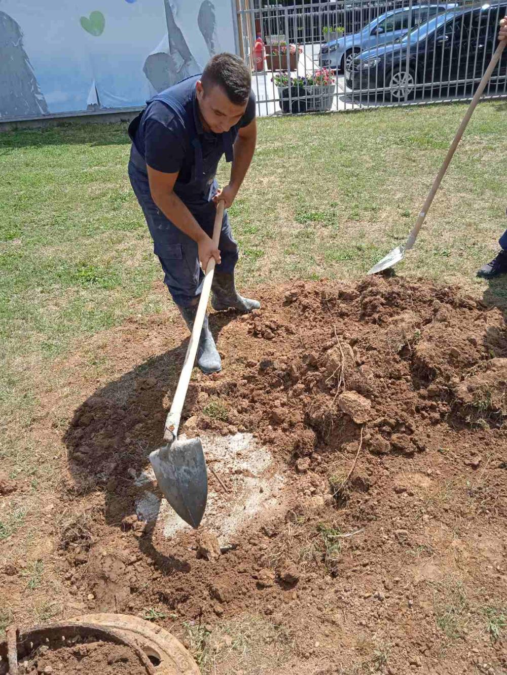 Služba održavanja kanalizacione mreže i objekata: RADOVI NA KANALIZACIONOJ MREŽI