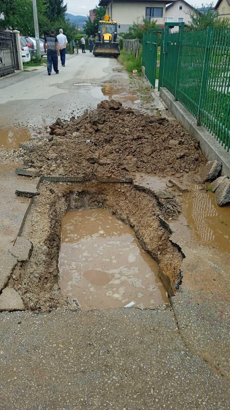 Služba za održavanje vodovodne mreže i objekata: POPRAVKE KVAROVA NA VODOVODNOJ MREŽI