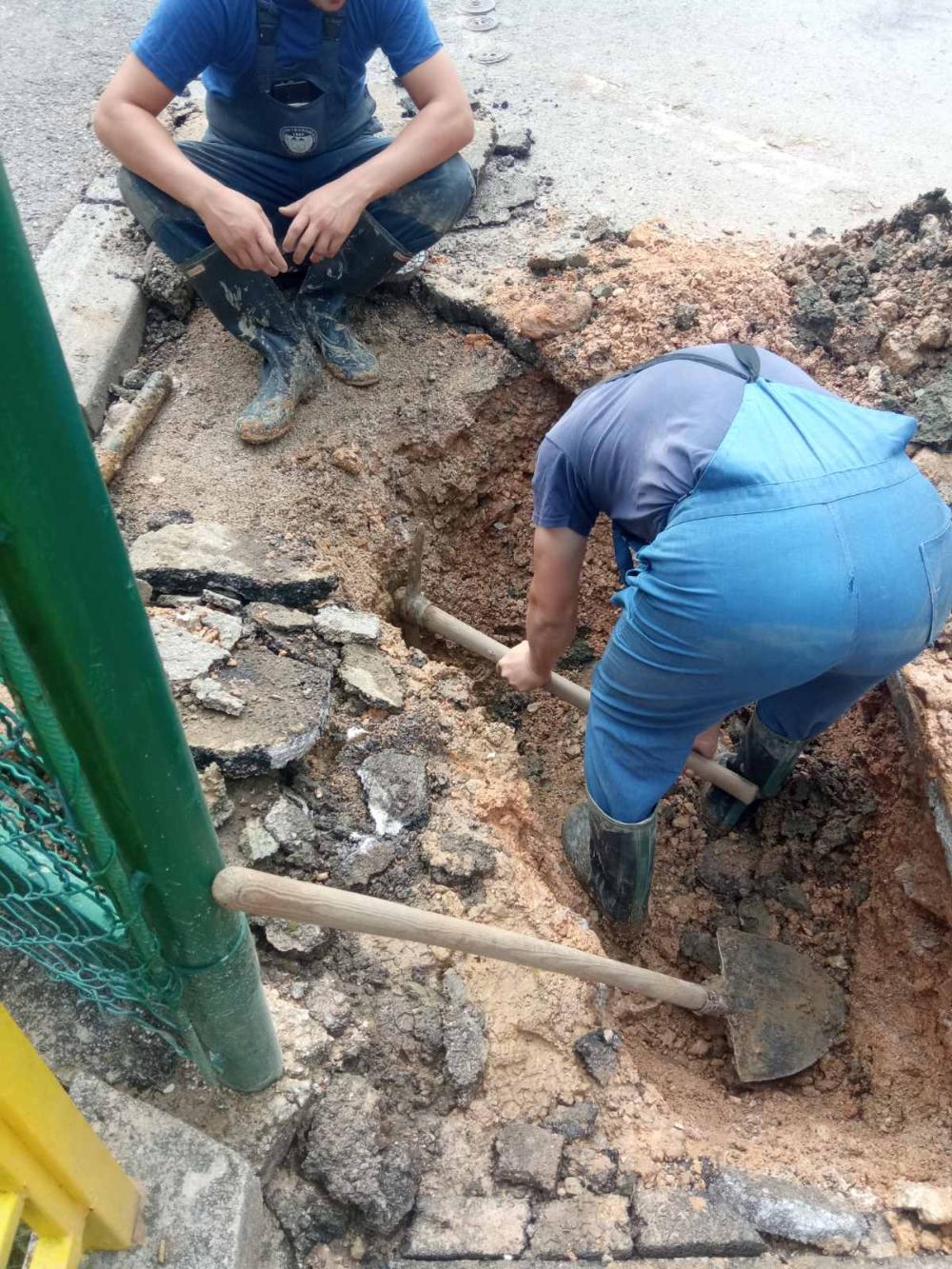 Služba za održavanje vodovodne mreže i objekata: POPRAVKE KVAROVA NA VODOVODNOJ MREŽI