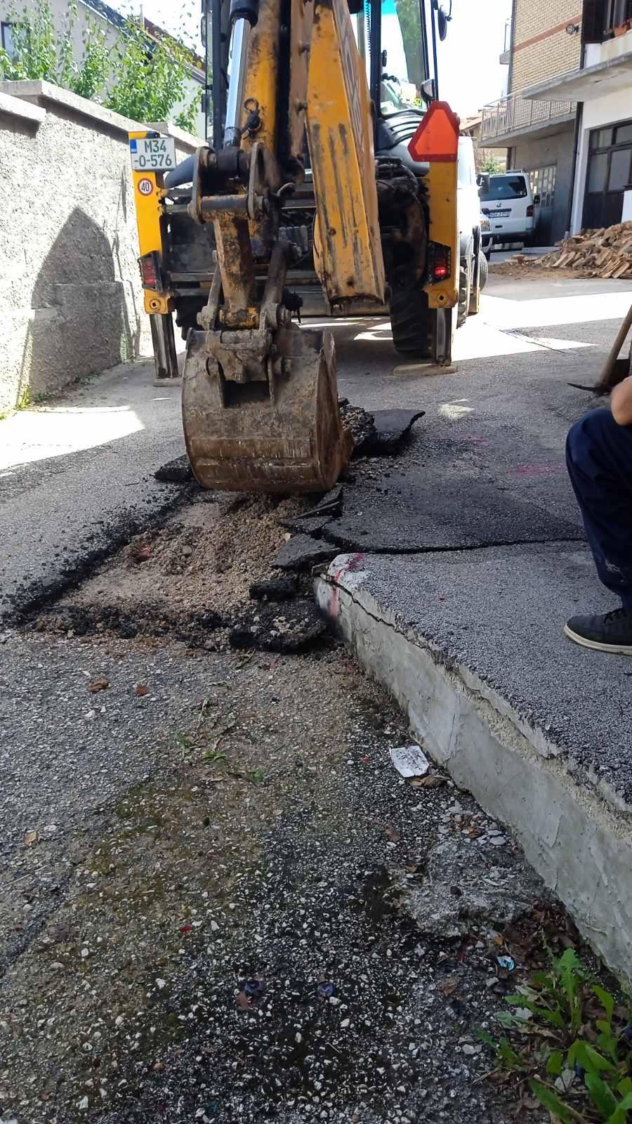 Služba za održavanje vodovodne mreže i objekata: POPRAVKE KVAROVA NA VODOVODNOJ MREŽI