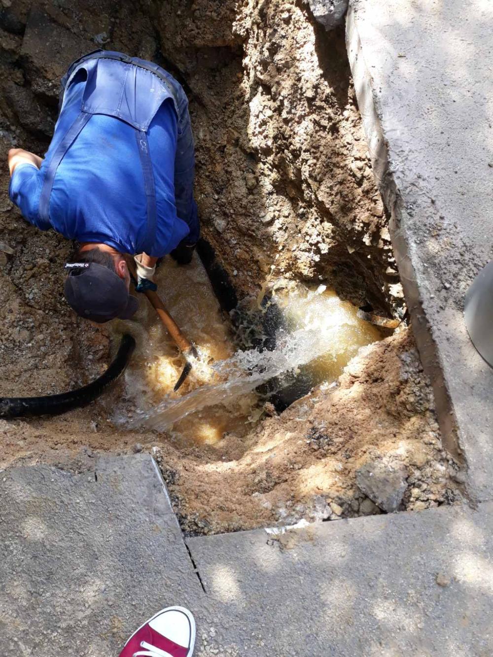 Služba za održavanje vodovodne mreže i objekata: POPRAVKE KVAROVA NA VODOVODNOJ MREŽI