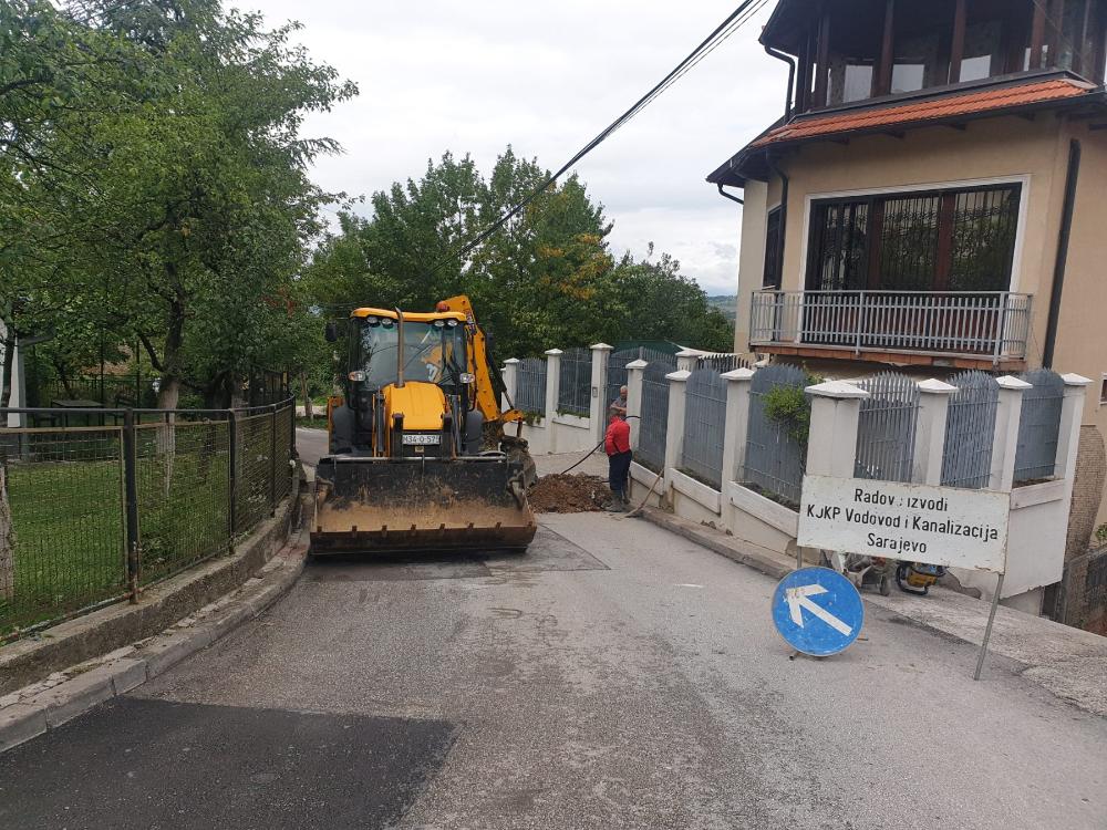 Služba za održavanje vodovodne mreže i objekata: POPRAVKE KVAROVA NA VODOVODNOJ MREŽI