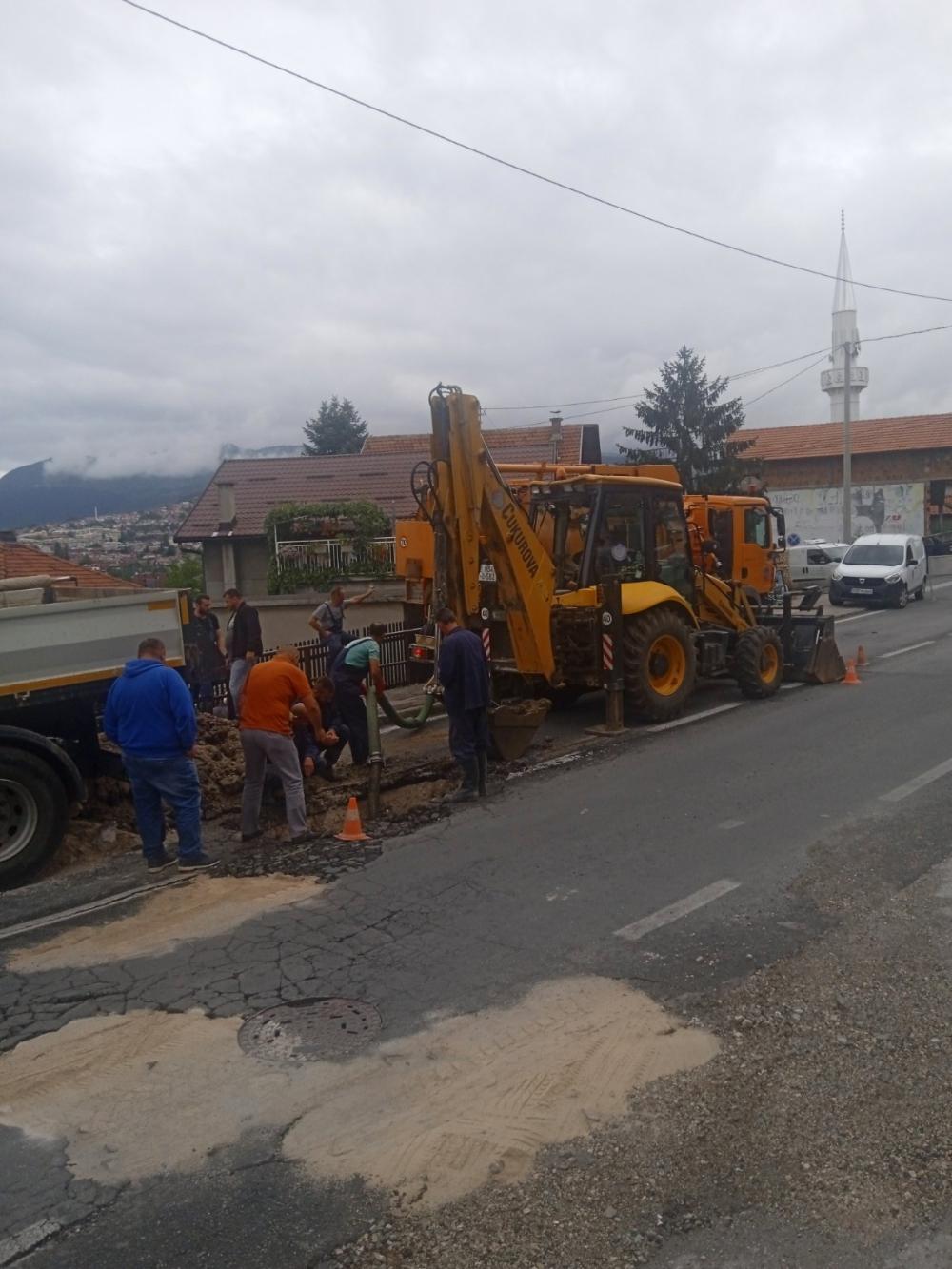 Služba održavanja kanalizacione mreže i objekata: RADOVI NA KANALIZACIONOJ MREŽI