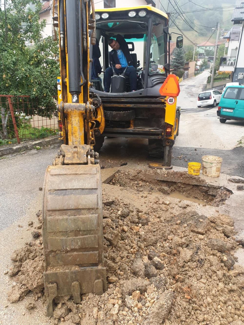 Služba za održavanje vodovodne mreže i objekata: POPRAVKE KVAROVA NA VODOVODNOJ MREŽI