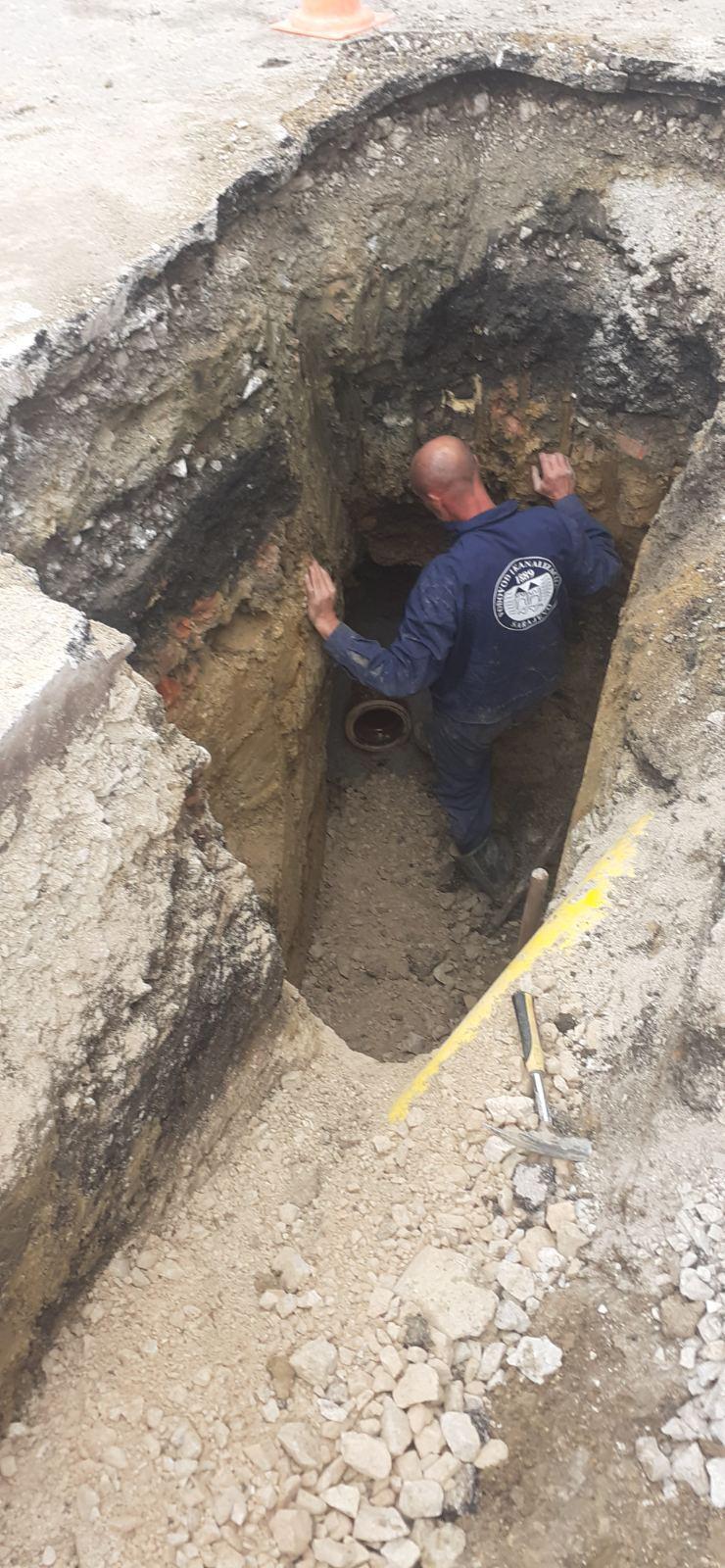 Služba održavanja kanalizacione mreže i objekata: RADOVI NA KANALIZACIONOJ MREŽI