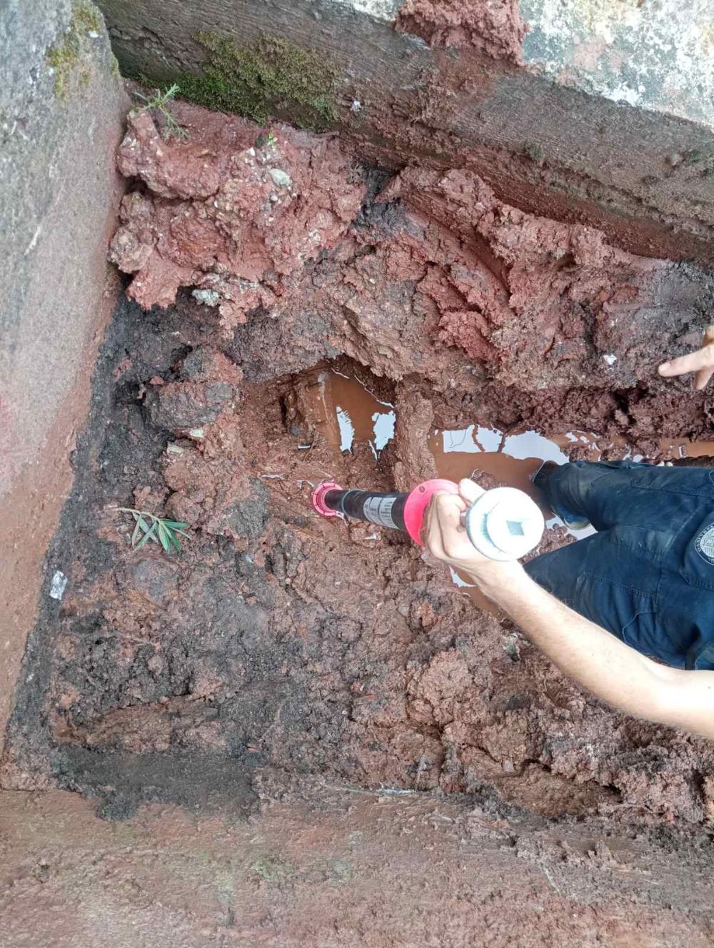 Služba za održavanje vodovodne mreže i objekata: POPRAVKE KVAROVA NA VODOVODNOJ MREŽI