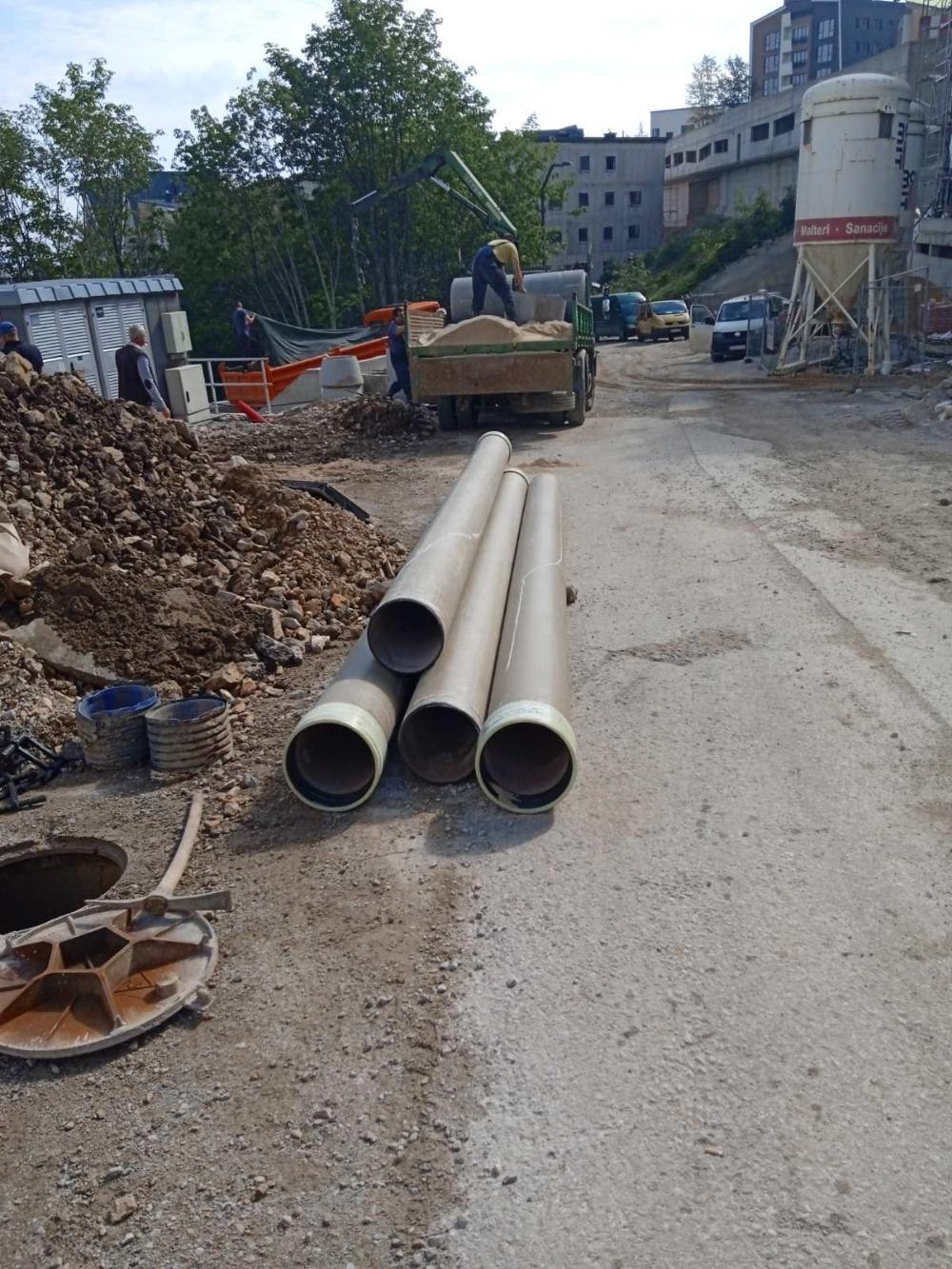 Služba održavanja kanalizacione mreže i objekata: RADOVI NA KANALIZACIONOJ MREŽI