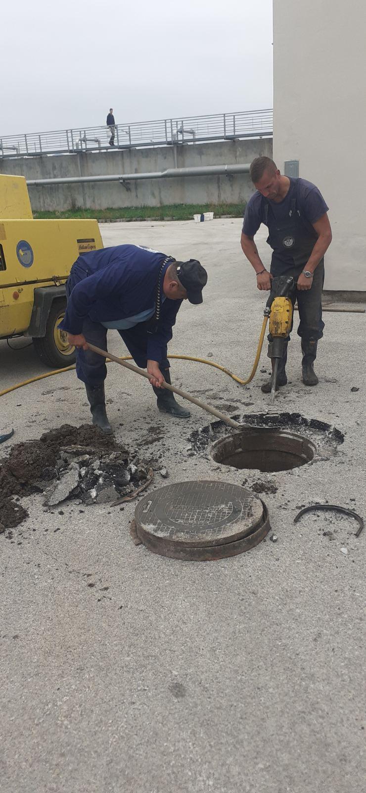 Služba održavanja kanalizacione mreže i objekata: RADOVI NA KANALIZACIONOJ MREŽI