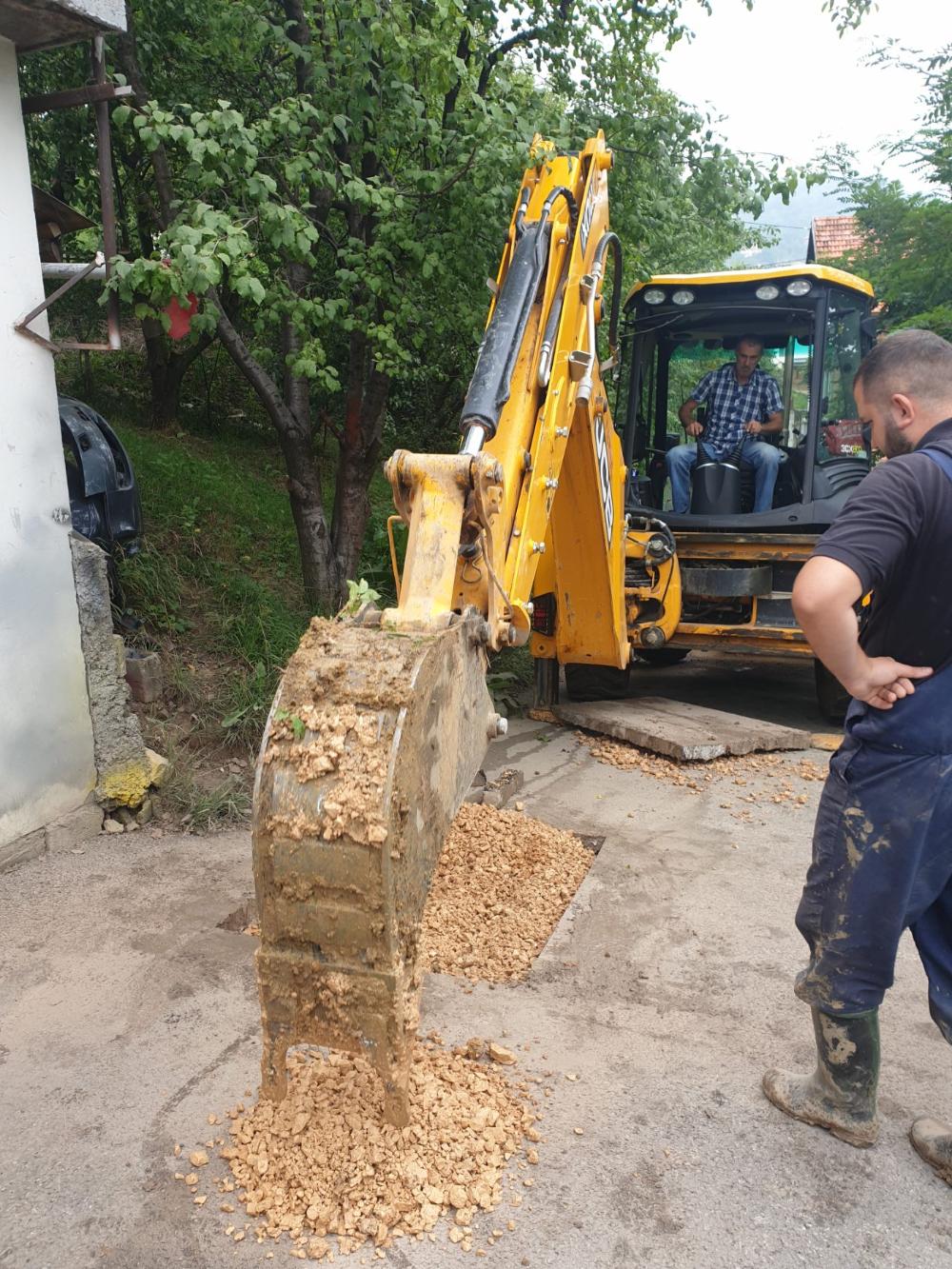 Služba za održavanje vodovodne mreže i objekata: POPRAVKE KVAROVA NA VODOVODNOJ MREŽI