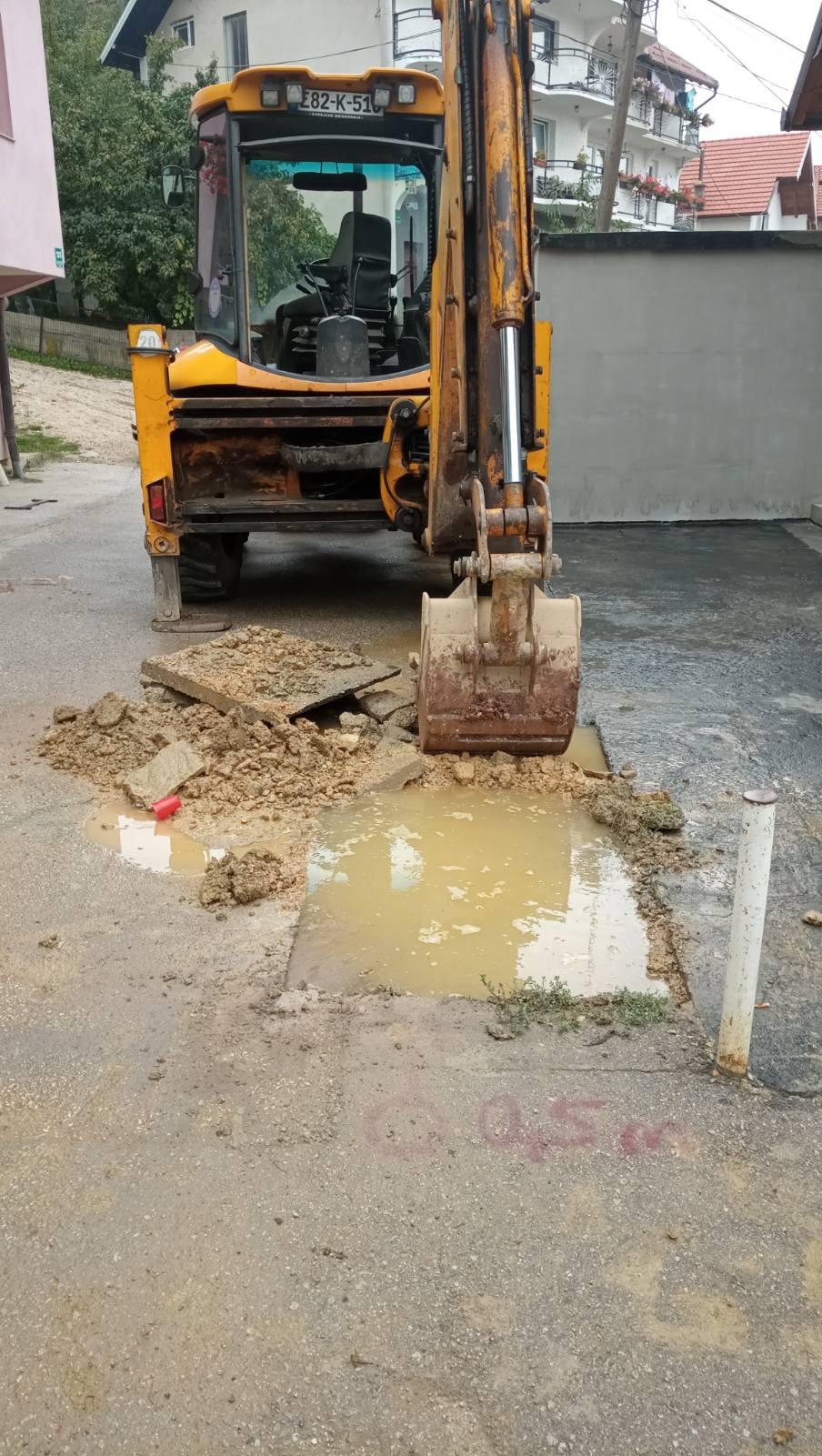 Služba za održavanje vodovodne mreže i objekata: POPRAVKE KVAROVA NA VODOVODNOJ MREŽI