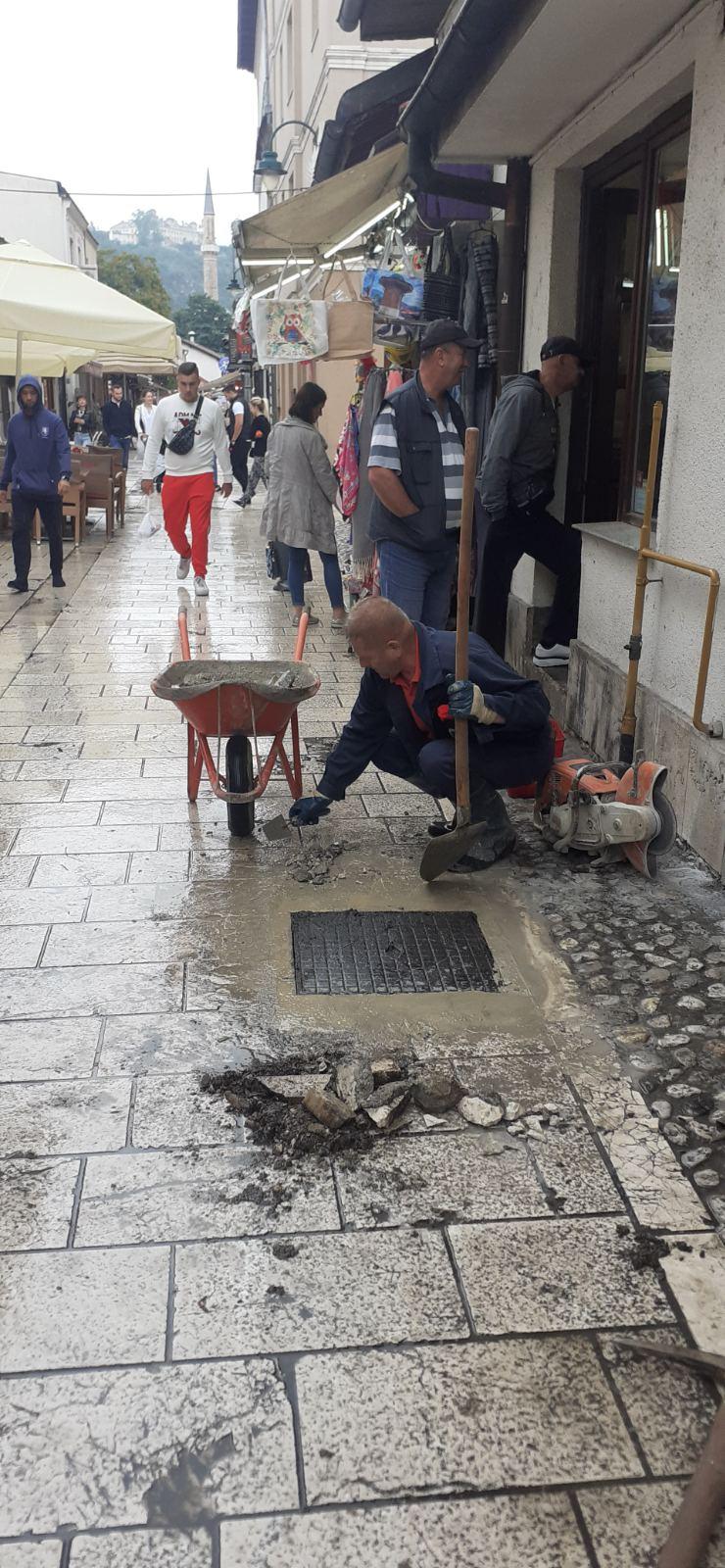 Služba održavanja kanalizacione mreže i objekata: RADOVI NA KANALIZACIONOJ MREŽI