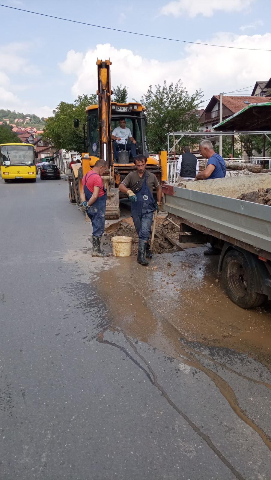 Služba za održavanje vodovodne mreže i objekata: POPRAVKE KVAROVA NA VODOVODNOJ MREŽI