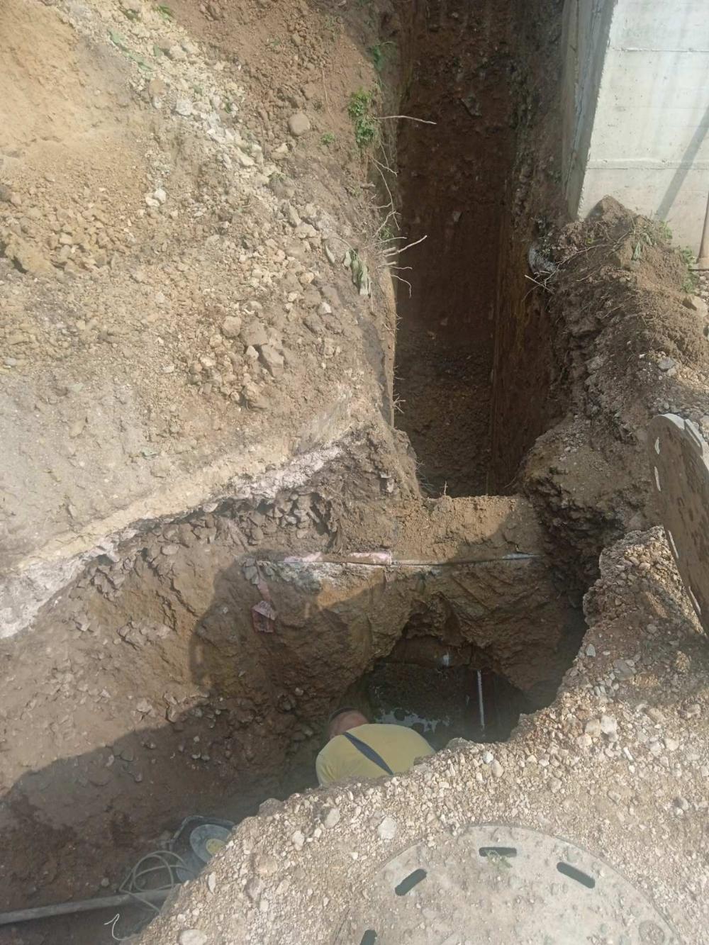 Služba održavanja kanalizacione mreže i objekata: RADOVI NA KANALIZACIONOJ MREŽI