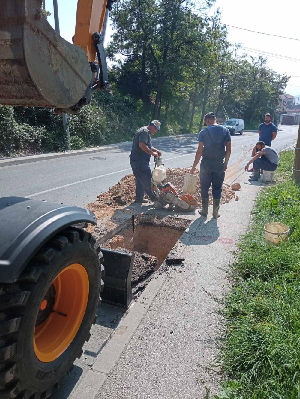 Služba za održavanje vodovodne mreže i objekata: POPRAVKE KVAROVA NA VODOVODNOJ MREŽI