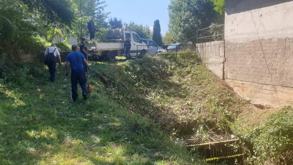 Služba održavanja kanalizacione mreže i objekata: RADOVI NA KANALIZACIONOJ MREŽI