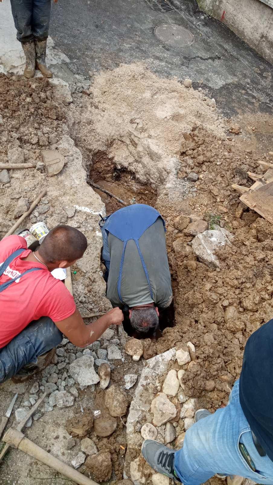 Služba za održavanje vodovodne mreže i objekata: POPRAVKE KVAROVA NA VODOVODNOJ MREŽI