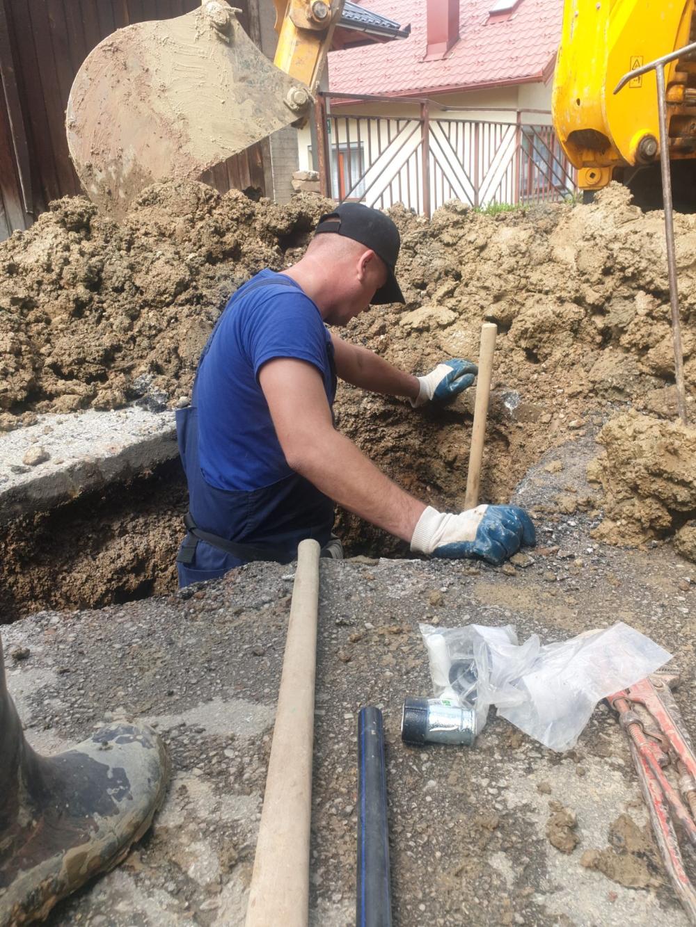 Služba za održavanje vodovodne mreže i objekata: POPRAVKE KVAROVA NA VODOVODNOJ MREŽI