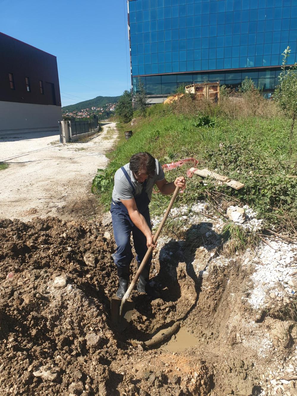 Služba za održavanje vodovodne mreže i objekata: POPRAVKE KVAROVA NA VODOVODNOJ MREŽI