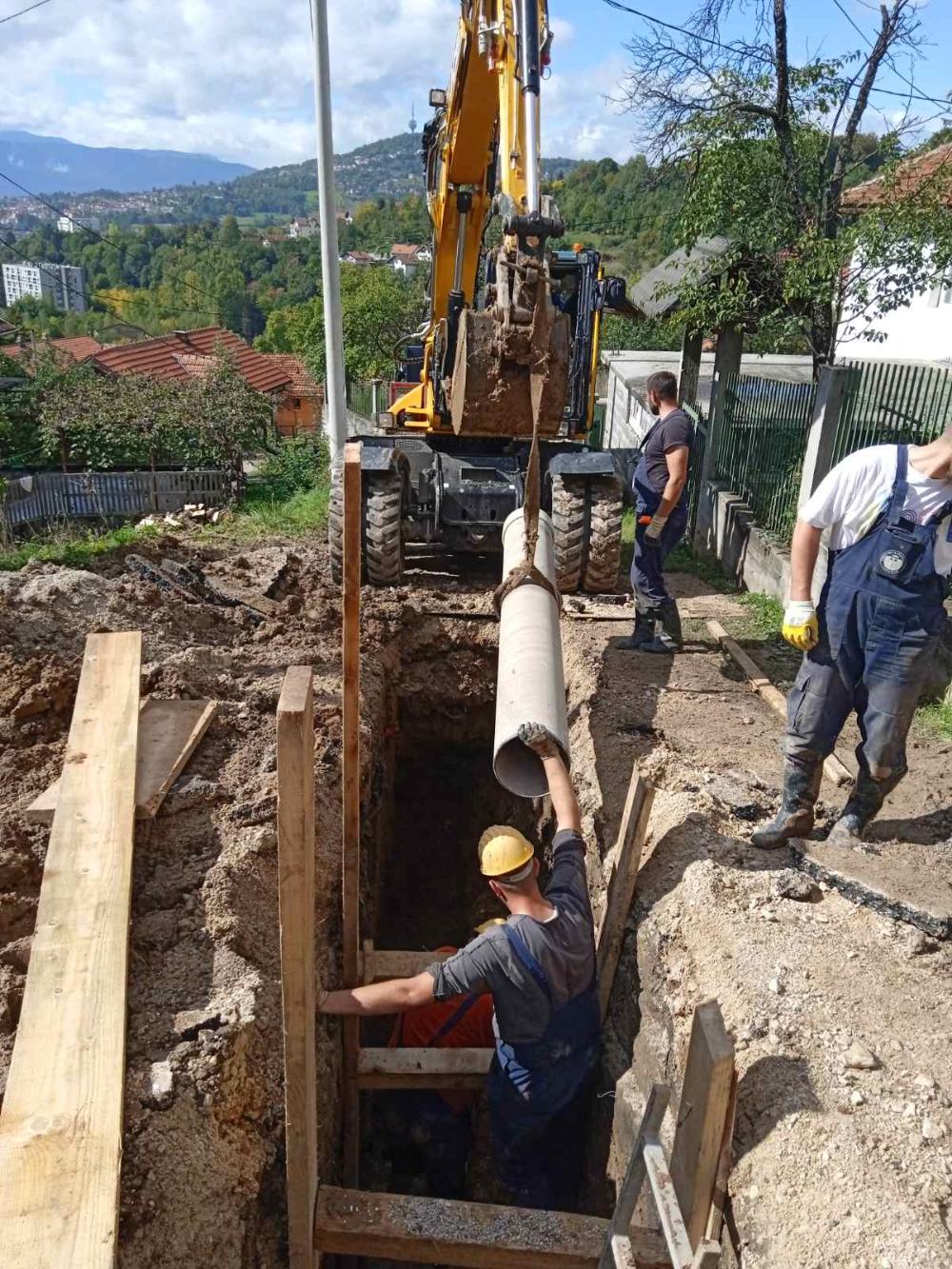 Služba održavanja kanalizacione mreže i objekata: RADOVI NA KANALIZACIONOJ MREŽI