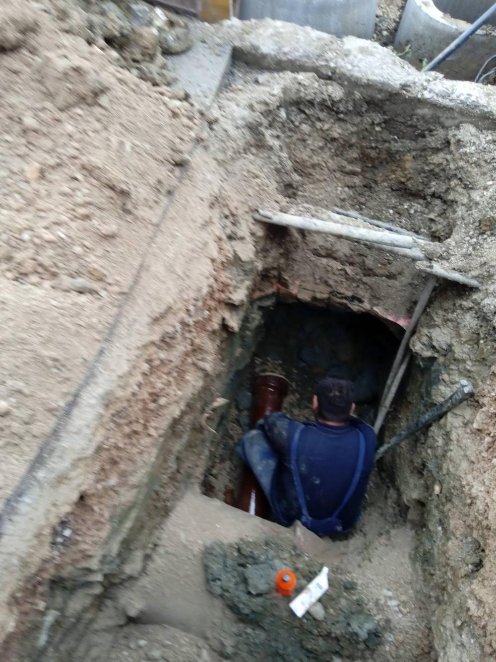 Služba održavanja kanalizacione mreže i objekata: RADOVI NA KANALIZACIONOJ MREŽI