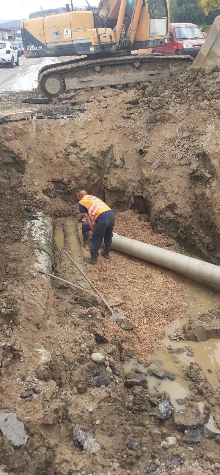 Služba održavanja kanalizacione mreže i objekata: RADOVI NA KANALIZACIONOJ MREŽI