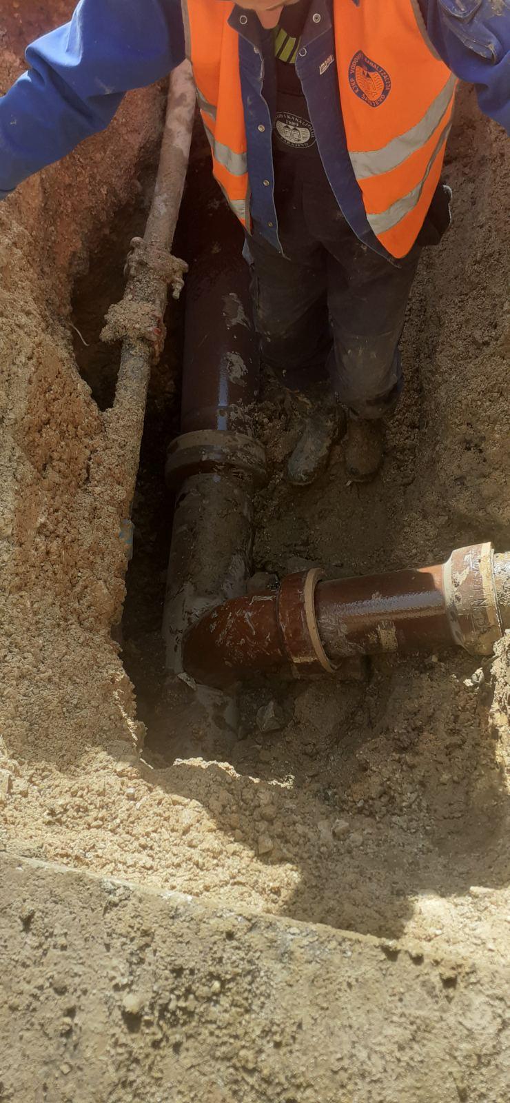 Služba održavanja kanalizacione mreže i objekata: RADOVI NA KANALIZACIONOJ MREŽI